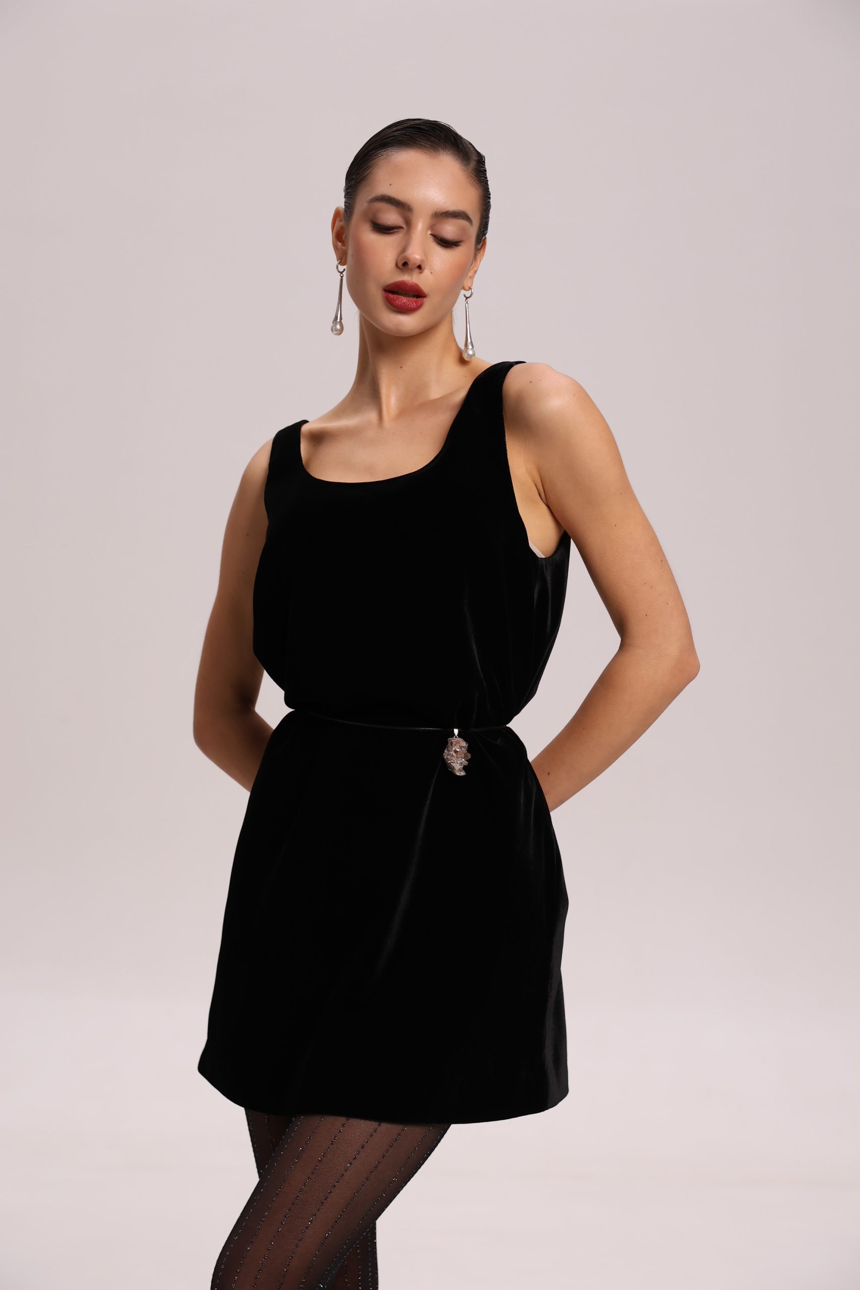 Velvet mini dress — side view